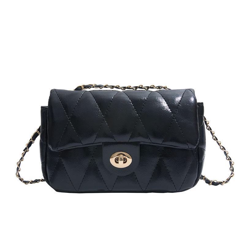 

Xiaoxiangfeng bag women s 2025 versatile spring and summer new diamond chain fashionable retro premium shoulder messenger bag