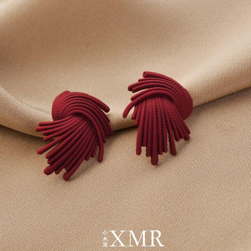 

R387 Unique Retro Design Green Earrings Red