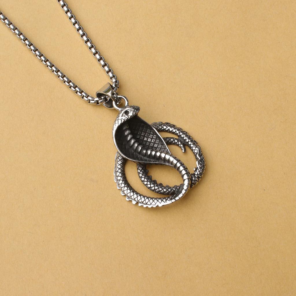 New European and American Hip-hop Accessories, Animal Eyes, Cobra Pendant Necklace, Titanium Steel