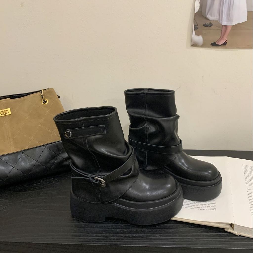 2025 autumn and winter new round head low tube thin Martin muffin thick-soled short boots fashion belt buckle women's short boots