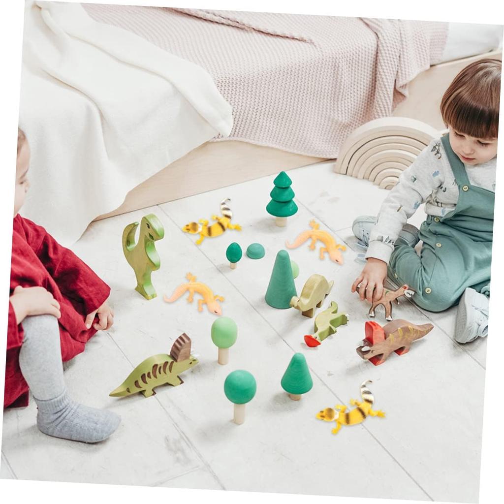 Toyvian 2pcs Simulation Gecko Miniature Animals Tablescape Decor Toys for Toddler Fake Reptile Rubber Lizard Statues Tricky Gecko Toys PVC Animal