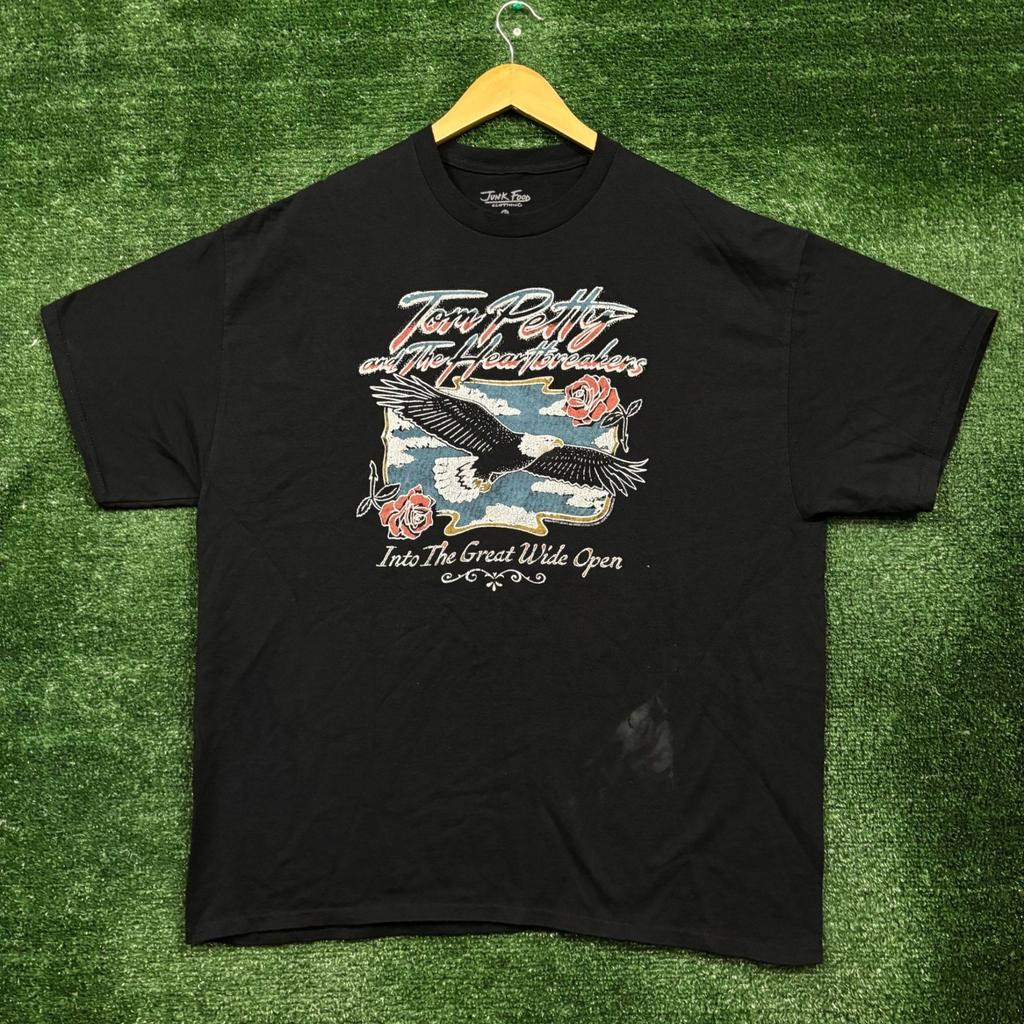 Tom Petty and The Heartbreakers Into The Great Wide Open Rock Band T-Shirt XL