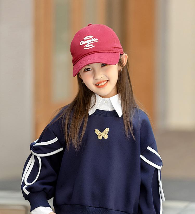 Girls' Trendy Sweatshirt: Spring/Autumn Two-in-One Shirt with Stylish Collar for Kids