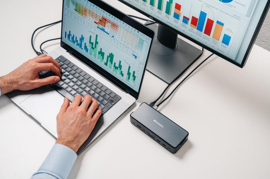 Verbatim Bus Powered USB Hub Docking Station 15 In 1 HDMI X 2 Display Board X 4 X 3 Insernet SD Micro SD Audio SSD Slot 32173 Type-C USB-A USB-C