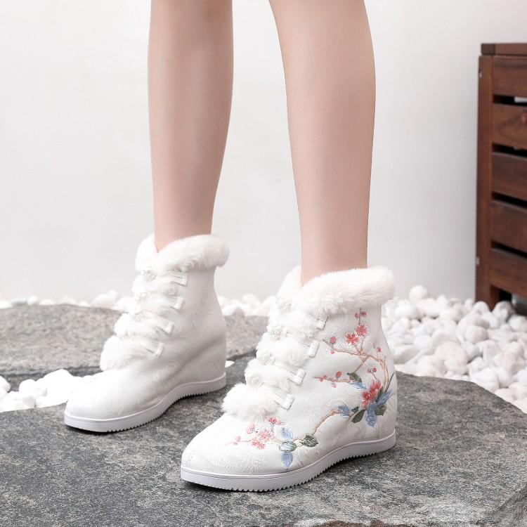 Зимние теплые ботинки для женщин, ботильоны на платформе, с подкладкой из искусственного меха, удобные женские вышитые короткие ботинки для ходьбы с флисовой подкладкой 36