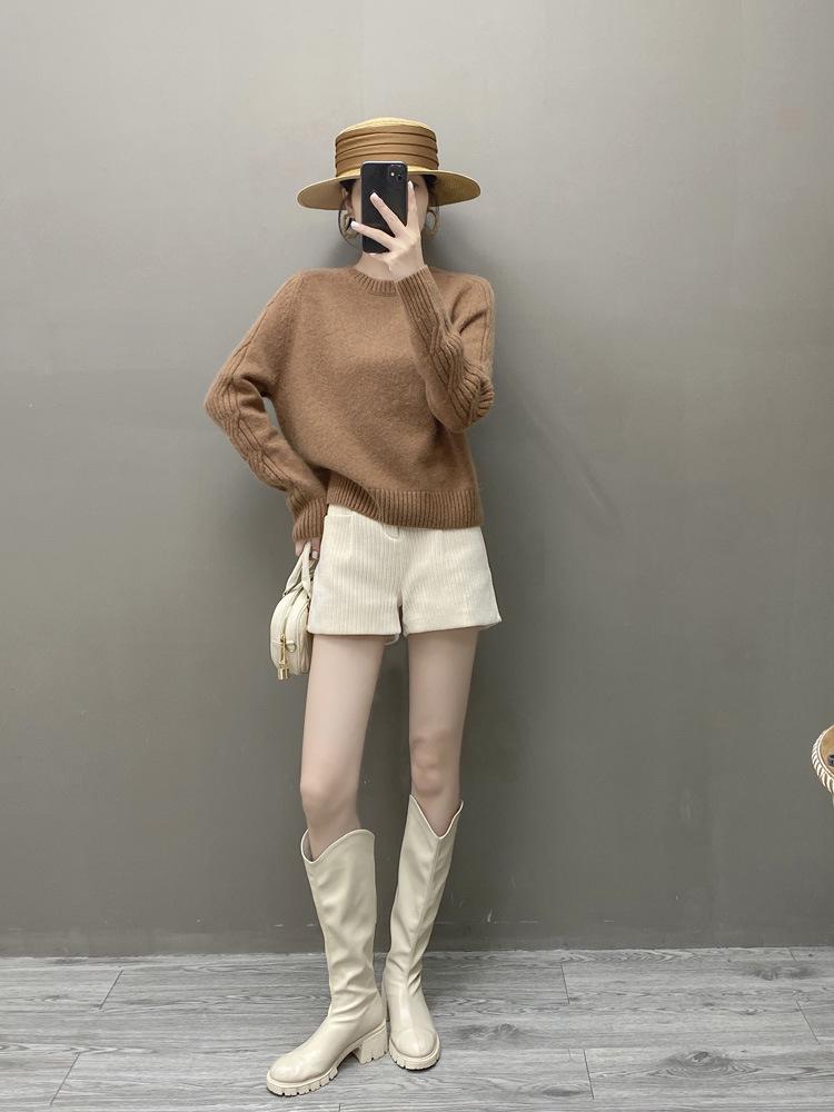 Damski Oversize'owy Sweter Żakardowy z Kaszmiru - Okrągły Dekolt Warstwa Bazowa