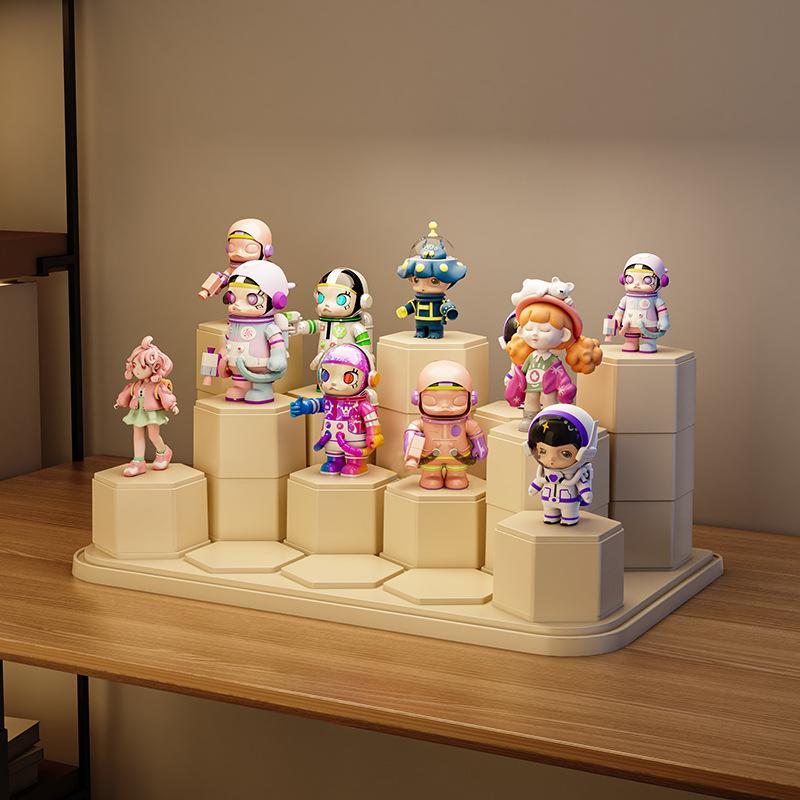 Transparent Acrylic Blind Box Display Case Dustproof Stackable Figure Storage Box With Diy Stands бежевый