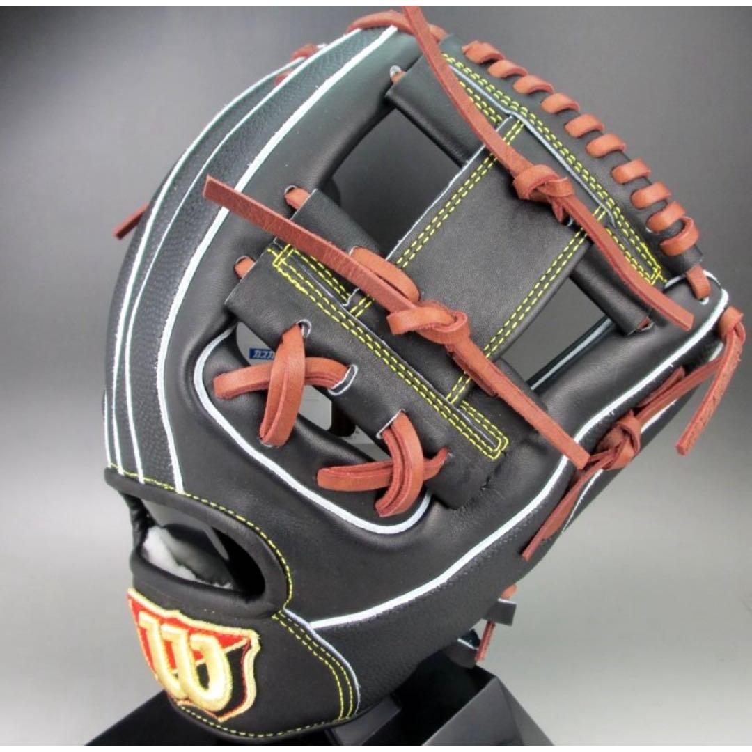 Used New Baseball Glove Wilson Dual Hard Glove for Infielder Right Thrower