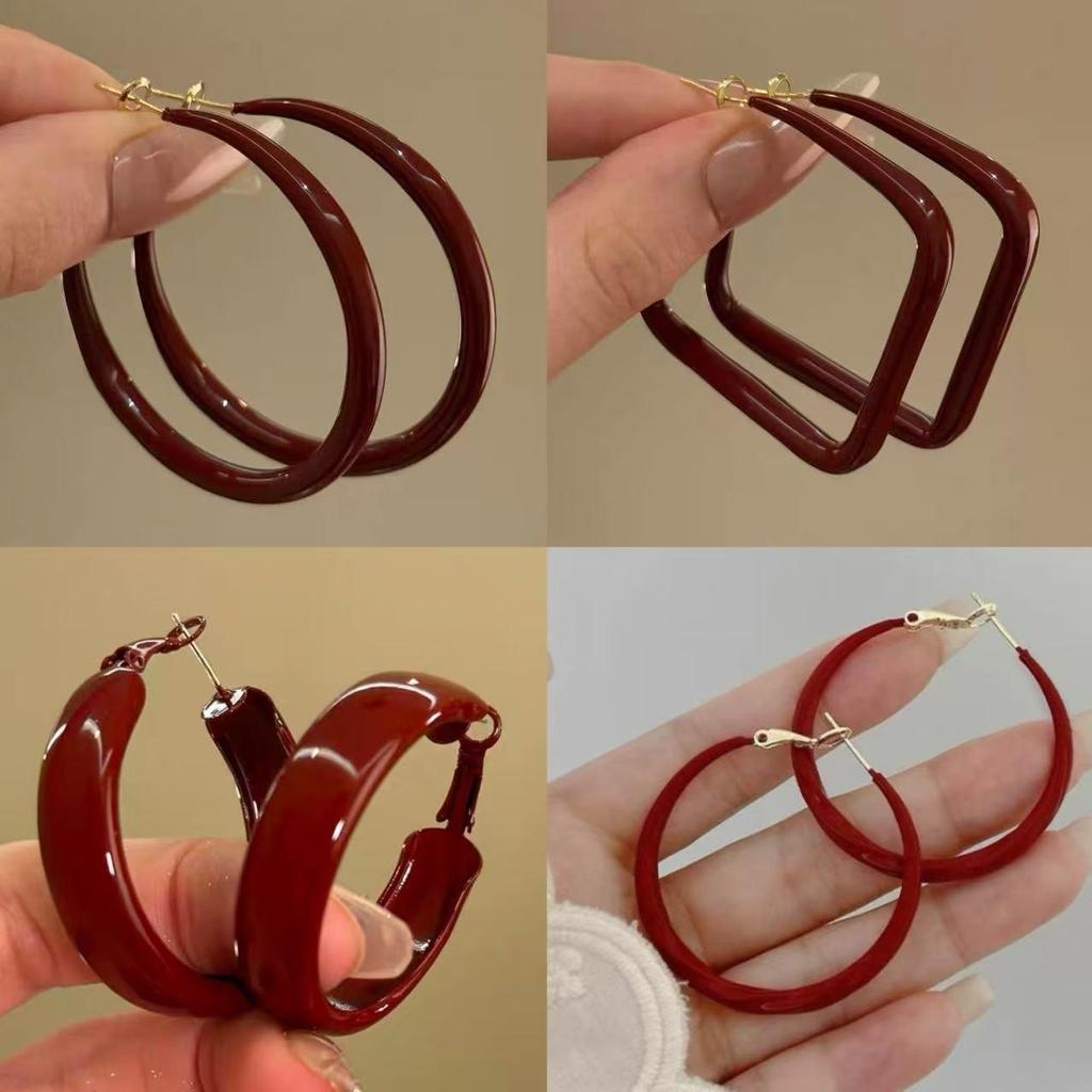 Silver Needle Acrylic C-shaped Hoops: Elegant & Versatile Design Earrings.