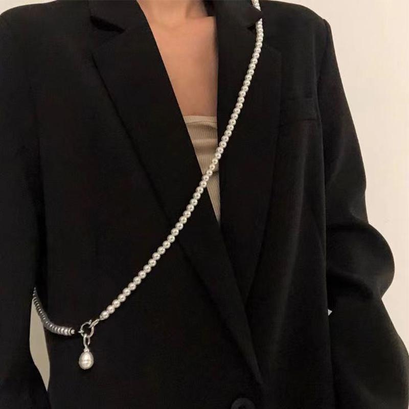 

Statement Pearls Long Necklace for Women Personality Chains Big Baroque Pearls Pendant Collares Fashion Jewelry