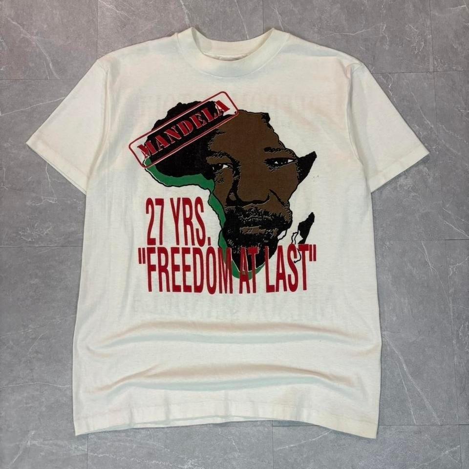 1990s Nelson Mandela Freedom at Last white cotton Size M #activism Unisex T-Shirt M