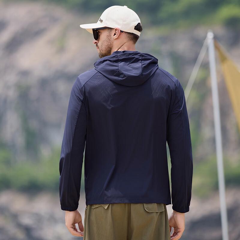Jeep Men's Lightweight Hooded Sun Protection Jacket