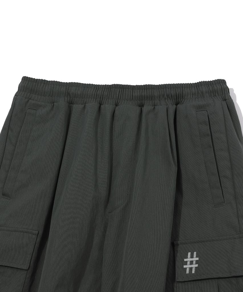 BEENTRILL Hashtag One-Pleat Cargo Pants (Charcoal)