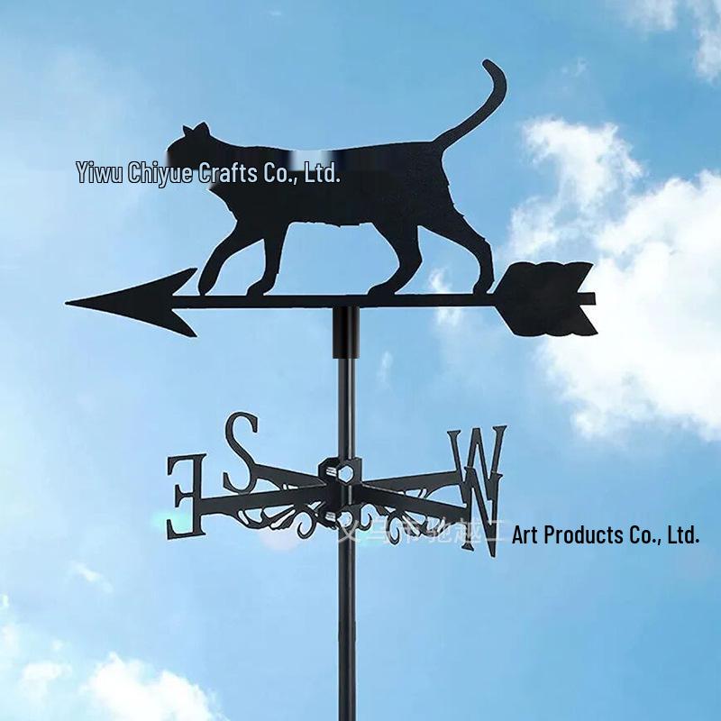 Weather Vane Ornament: Outdoor Wrought Iron Spray-Painted Roof Decoration Metal Craft