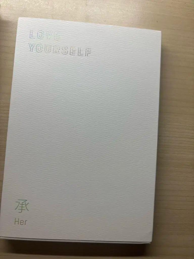 [USED] BTS (Bangtan Boys) Love Yourself Her