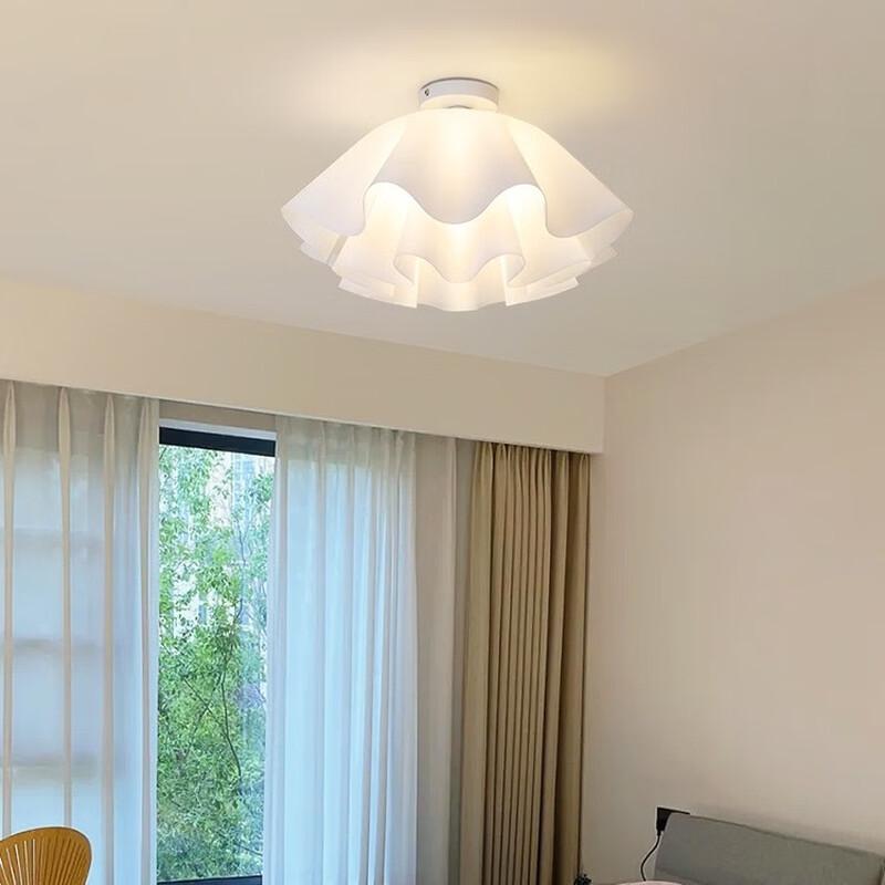Moderní minimalistická květinová LED stropní lampa Xuan Yong