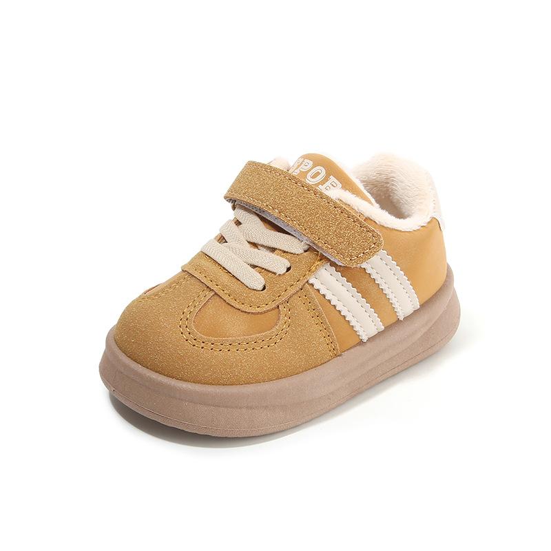 Two cotton velvet baby toddler shoes velvet male and female students warm sports shoes cotton shoes waterproof running shoes versatile
