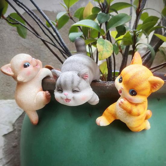 Animal Decorative Statue Mini Cat Dog Resin Ornament Compact Design Flower Pots