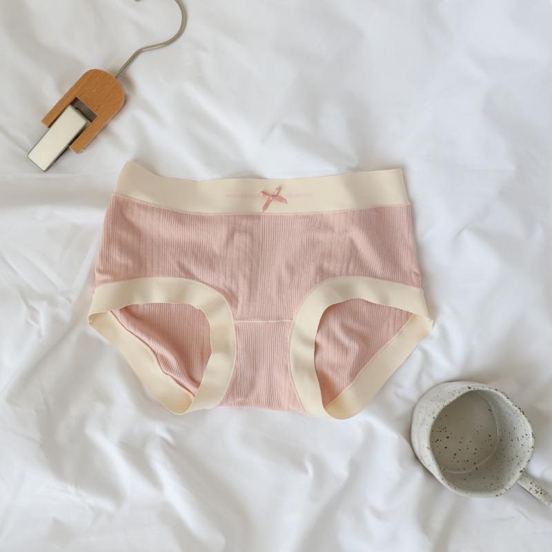 Soft Girl Naked Thread Cotton Women's Underwear Mid Waist Triangle Sensation Grass Antibacterial No Trace Panties
