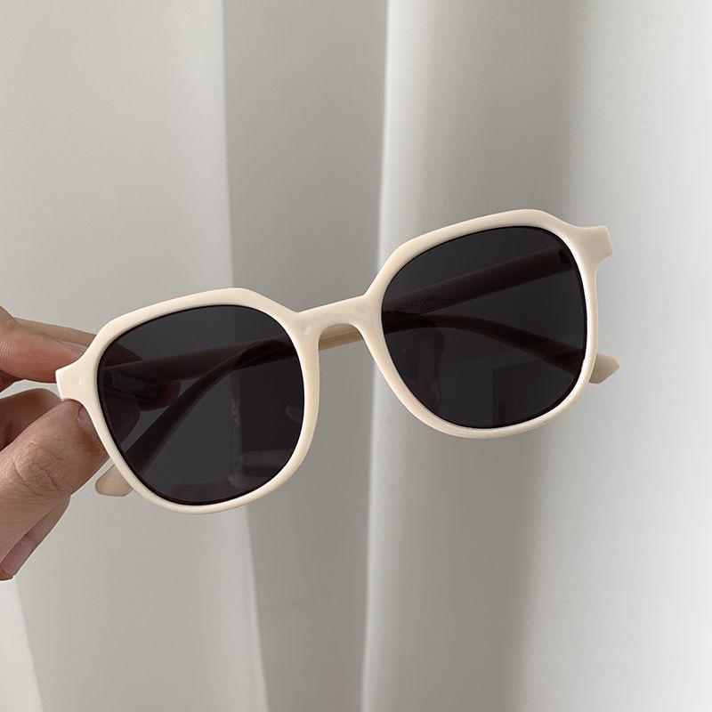 Sunglasses Female Trendy Black Round Face Ultra-Light Sunglasses Dancing Big Face Retro Fashion Glasses