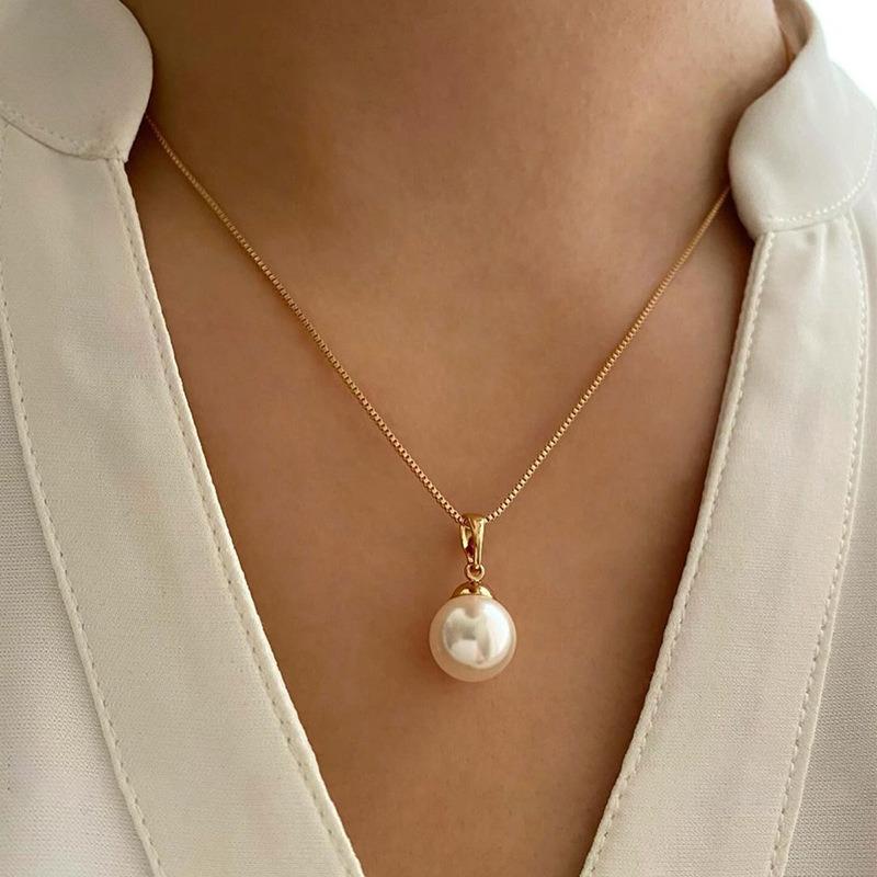 Pearl earrings necklace jewelry fashion pendant alloy light luxury niche high-end sweater chain