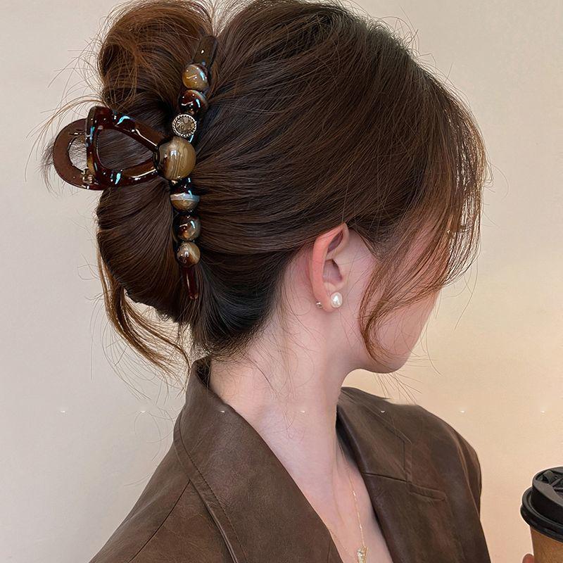 Elegant Large Hair Claw Clip for Thick Hair - High-End Korean Updo Shark Clip