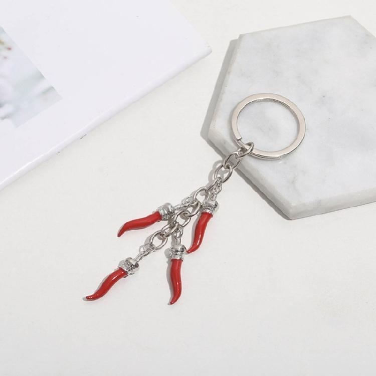 Živý klíčenka s rohem chilli Zábavná dekorace na tašku Odolný klíčenka ze slitinového materiálu