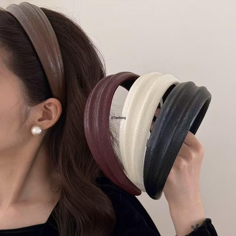 

Элегантная женская летняя повязка на голову с высоким верхом для умывания лица и укладки волос Brown