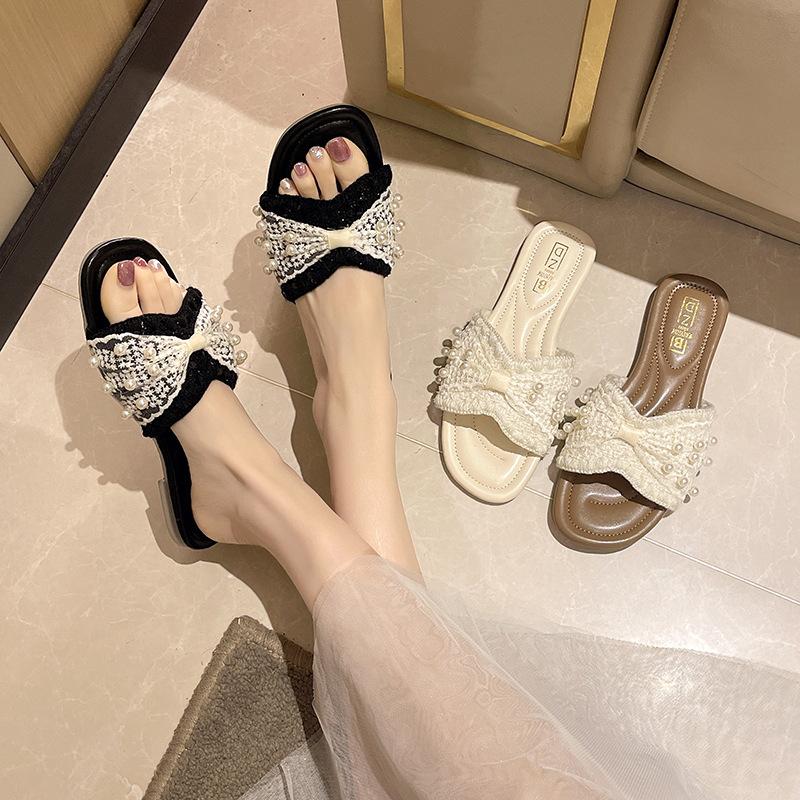 New Chinese Flat-bottomed Cool Slippers Women's 2025 Summer New Square Head National Style Disc Buckle Half Slippers Outer Wear One-character Women's