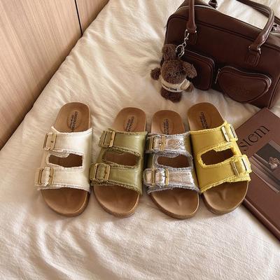 Sapatos de mulher – Sandálias