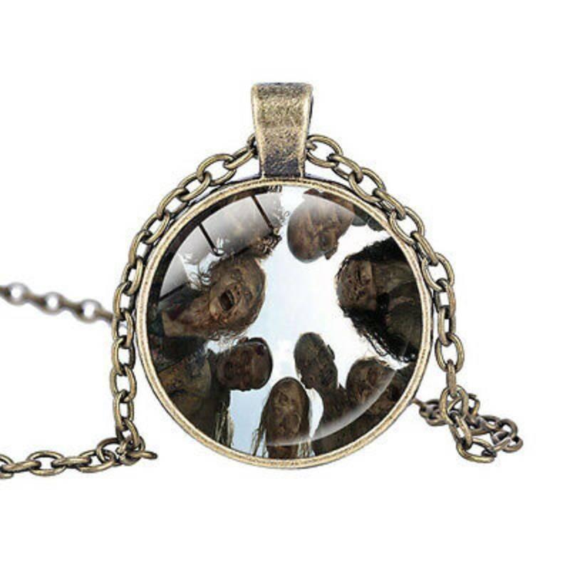 Elegant Geometric Pendant Necklace For Women With Shiny Artificial Crystal Charm