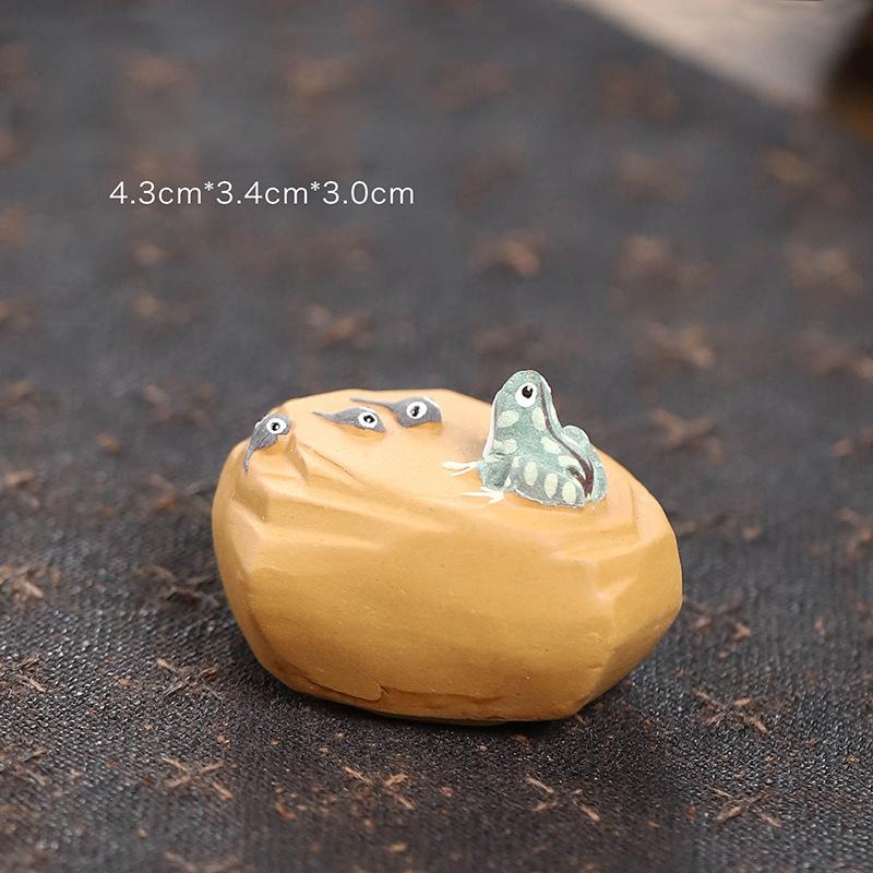 Lucky Purple Clay Small Frog Statue Tea Pet Tea Art Ornaments Chinese Kung Fu Tea Handicrafts Tea Ceremony Decor Accessories
