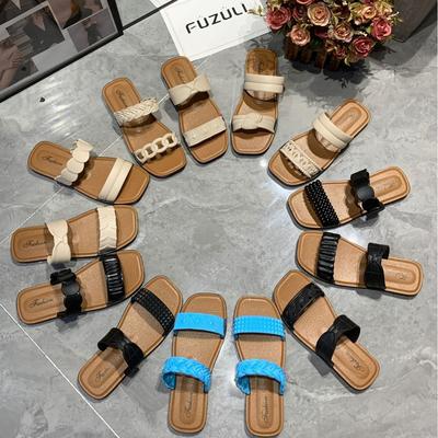 Sommar fyrkantiga tofflor dam ny mode avslappnade platt botten svala tofflor student strandtofflor
