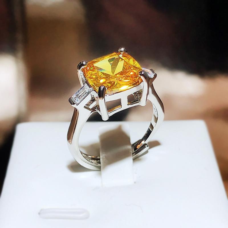 Super Flash Ice Cut Yellow Diamond Open Ring Female  copper Luxury Simulation Zircon Princess Square Diamond Engagement Ring