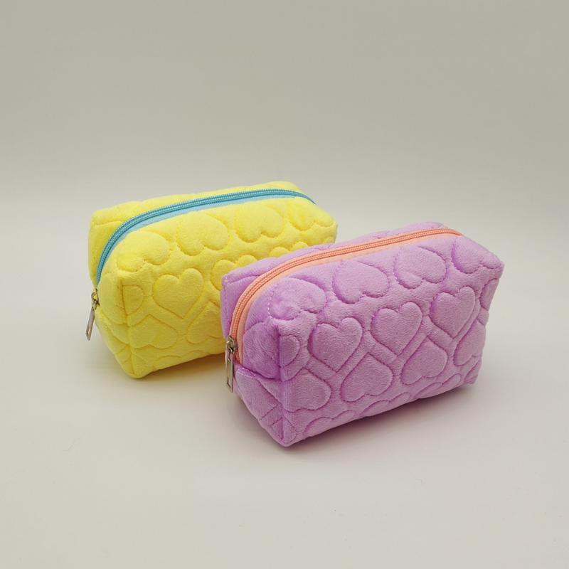 Love Pattern Plush Makeup Bag For Women Portable Travel Commuting Large Cosmetic Bags Zipper Toiletry Bag Washing Storage Bags