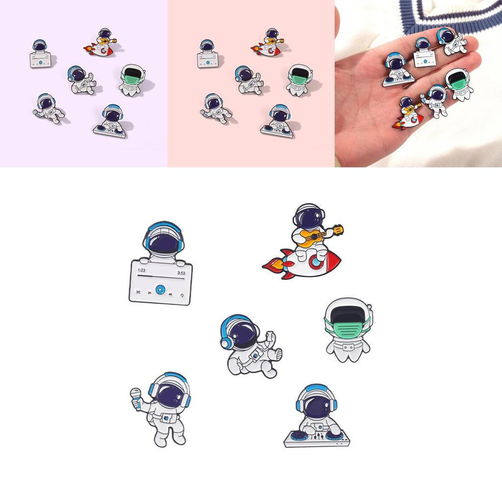 High-quality Astronaut Memorial Brooch Pin With Elegant Electroplated Finish