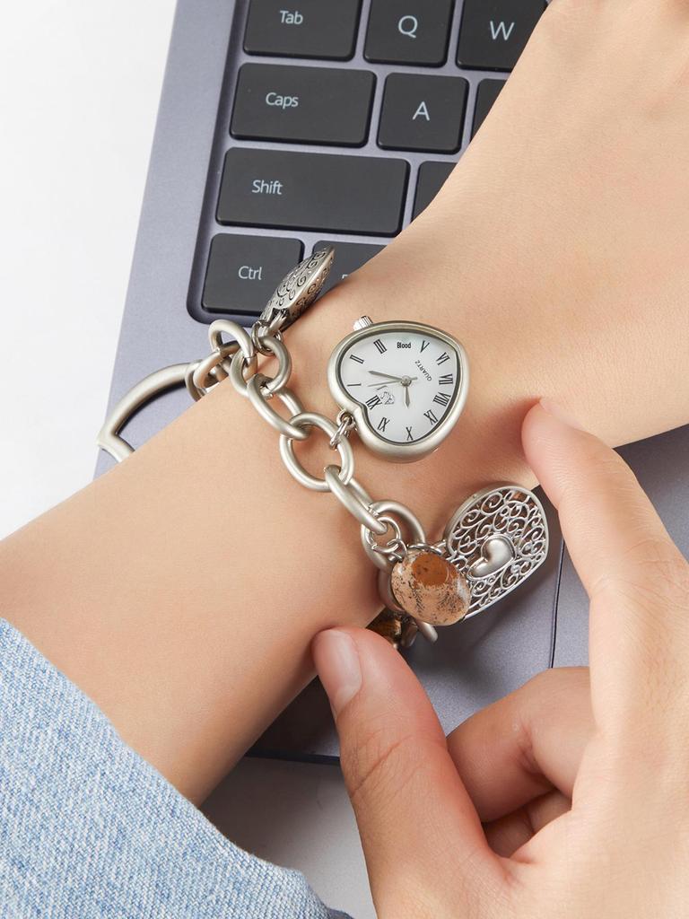 Popular Women's Quartz Bracelet Watch with Hollowed-out Design – Trendy Style