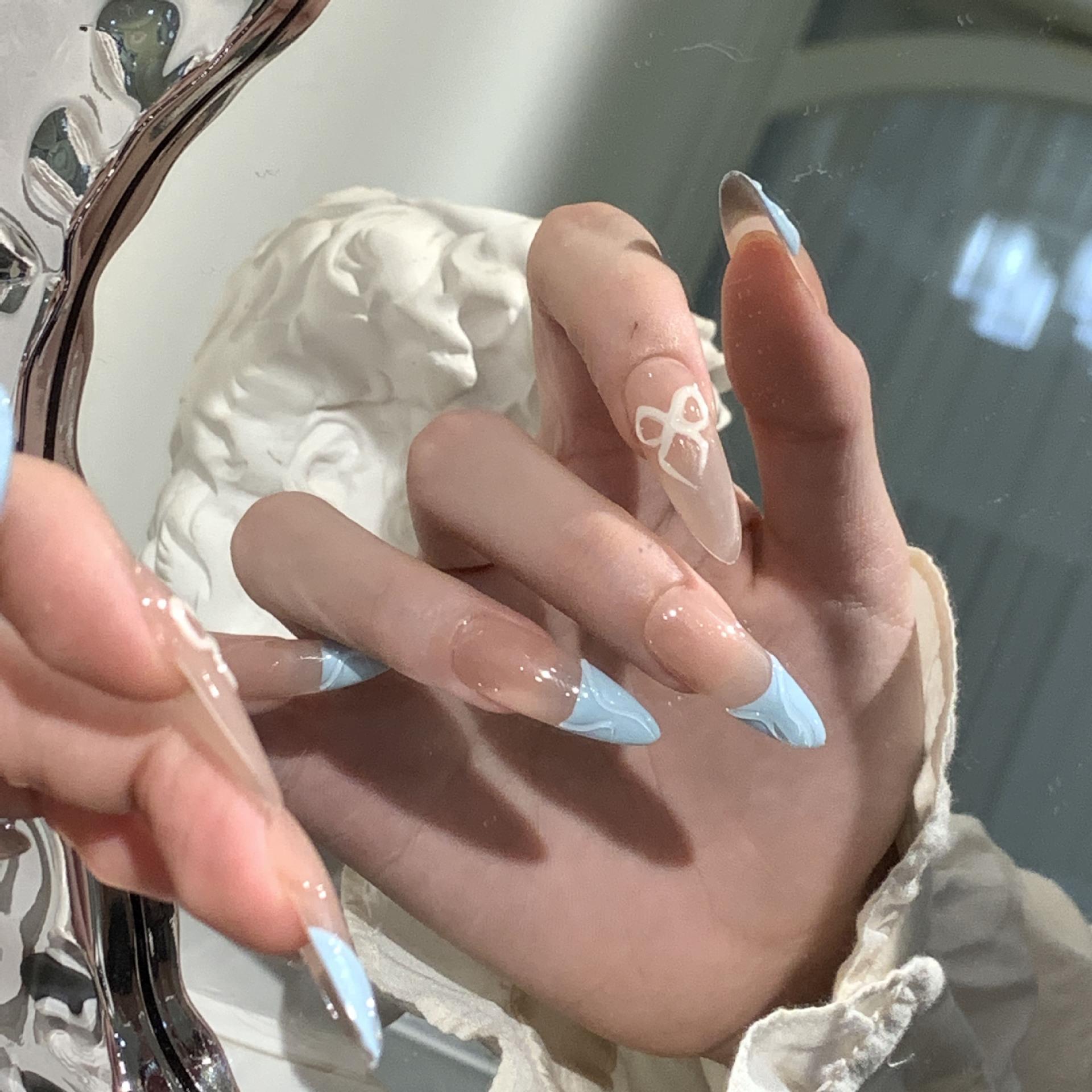 

Носимые ногти ручной работы с высококлассным чувством дофаминовый французский ручная роспись бант накладки для ногтей можно отсоединять и использовать повторно Large L