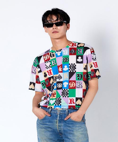 GREEDILOUS Block T-Shirt