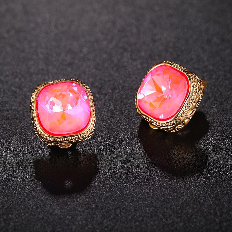 Luxury Gorgeous Square Crystal AAA Rhinestone Clip on Earrings New Design Simple Gold No Pierced Ear for Women Jewelry