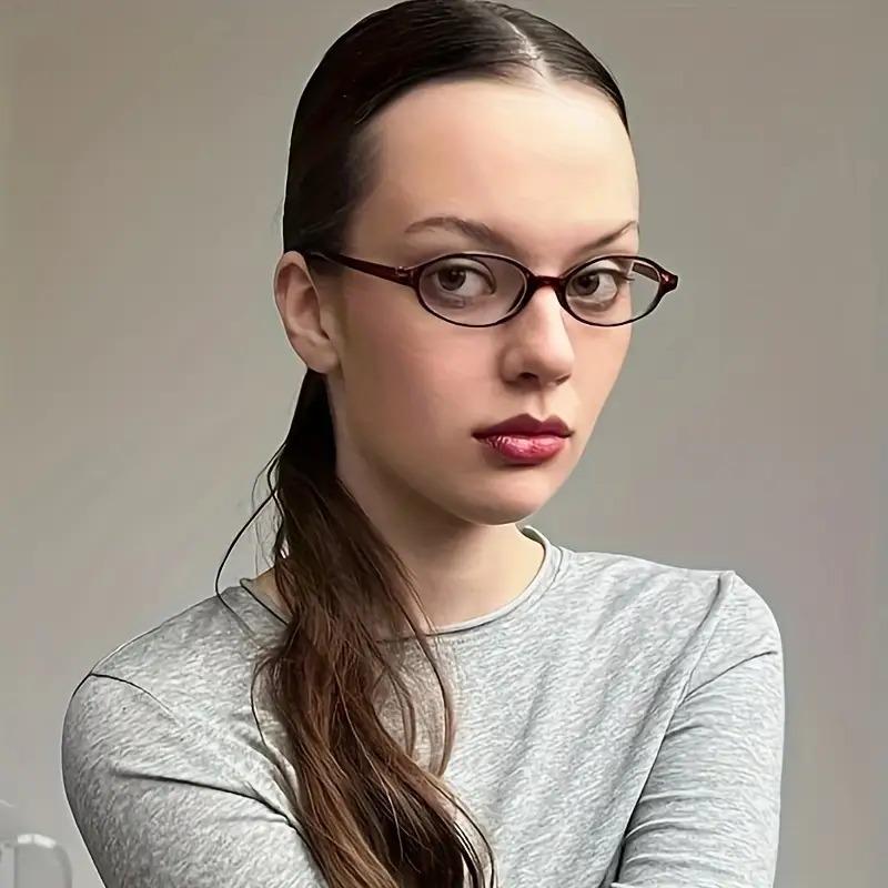 Women Retro Glasses Lightweight Frame Fashionable Accessories for Daily and Formal Occasions Stylish Eyewear