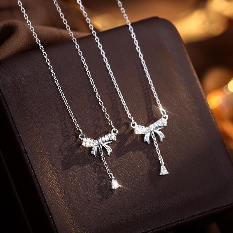 Fashionable High-end 925 Sterling Silver Bow Tassel Necklace for Women, Sweet and Elegant Platinum Jewelry