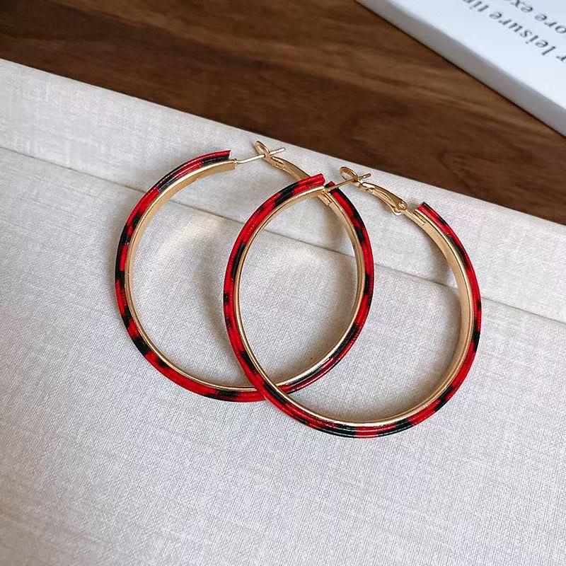Exquisite Autumn/Winter Leopard Print Large Hoop Earrings, Retro Leather Design