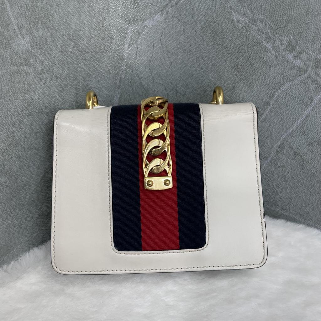 [Pre-Owned] Sylvie Gold Buckle Striped Web Satin Bow Chain Mini Shoulder Bag - Good #H3OS6N