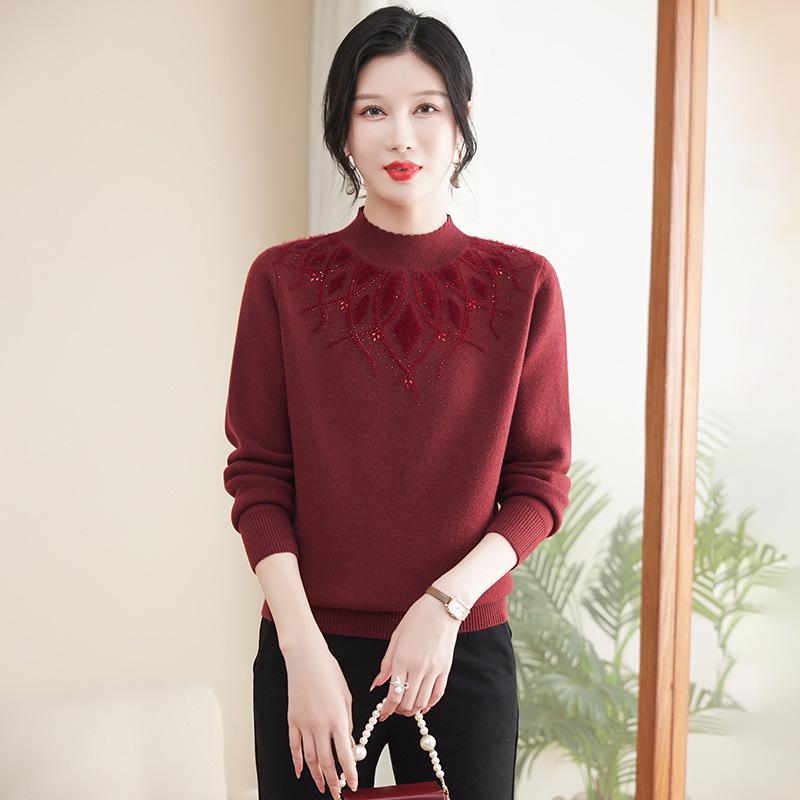 Mom's Wear Fleece Sweater: Autumn/Winter Semi-High Neck Base Top for Middle-Aged and Older Women - Warm Innerwear.