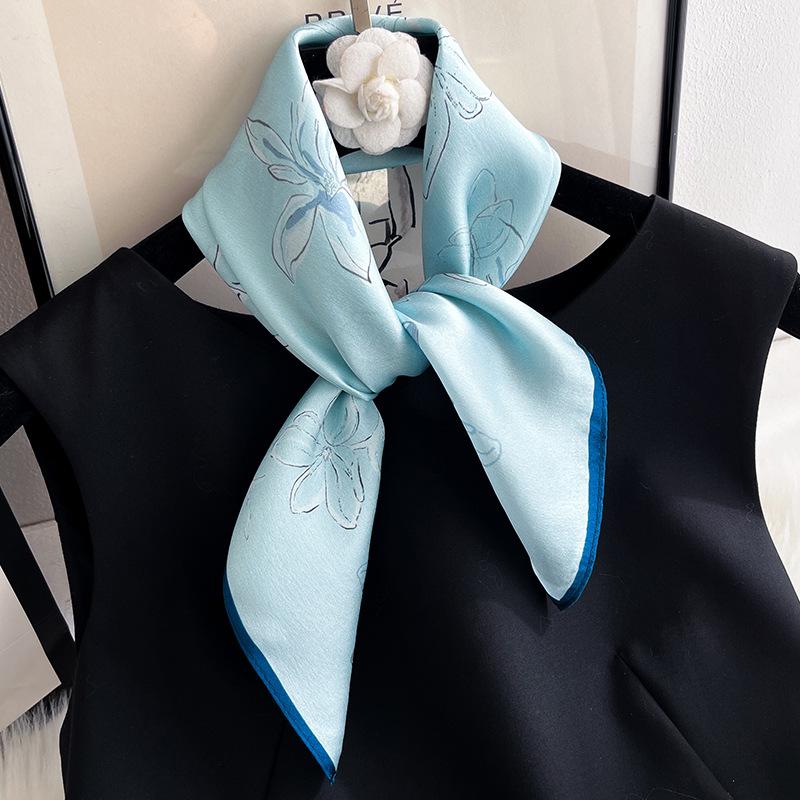 1116 new blue silk small square scarf silk scarf women's spring and autumn neck protection high-end scarf neck accessories neck small scarf