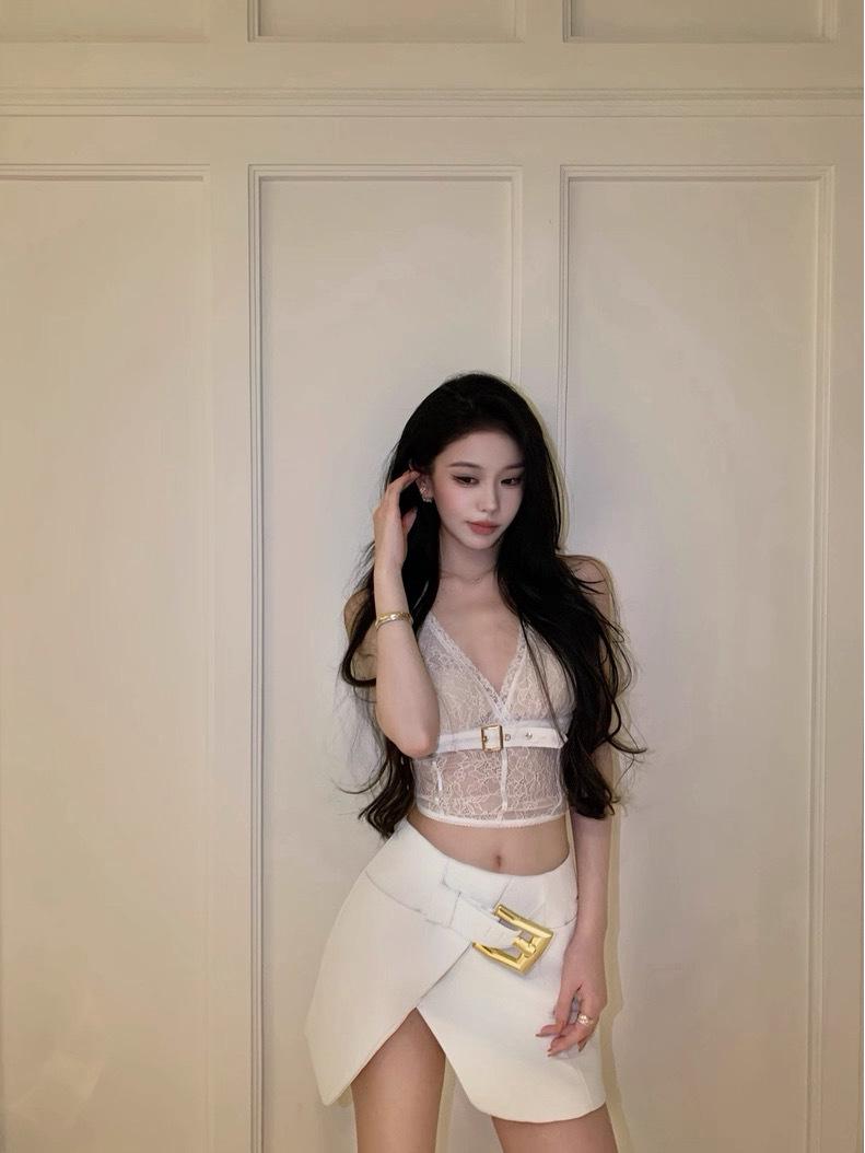 Versac Lace Gold Buckle V-Neck Mesh Camisole Large белый