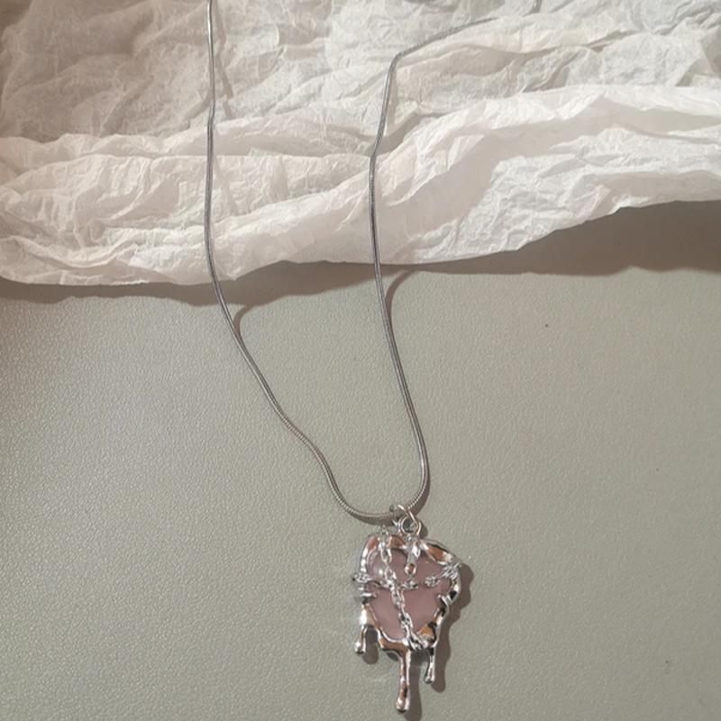 

Heart & Star Retro Spiral Swirl Pendant Necklace — A Charming Jewelry Gift for Sweet & Cool Girls and Retro Fashion Enthus
