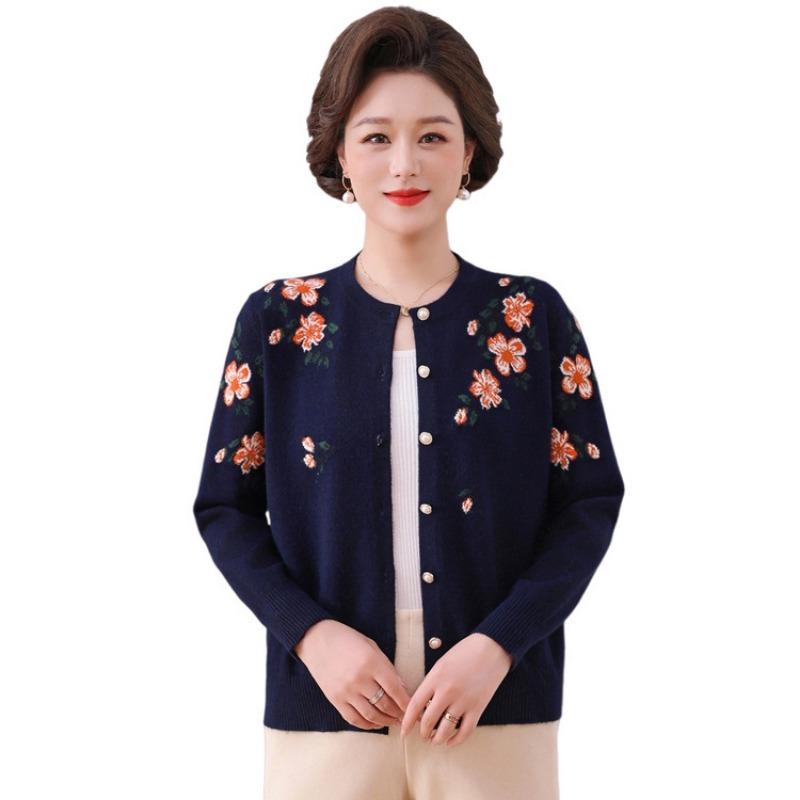 New middle-aged and old fashion loose top mother-in-law jacket spring and autumn mother crew neck embroidered knitted sweater jacket