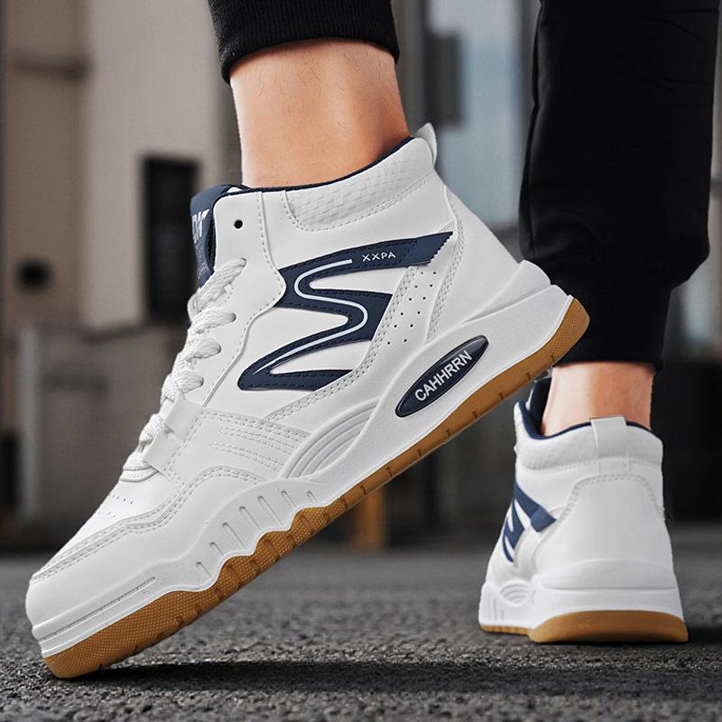 Large Size Board Shoes Autumn and Winter Leather Sports Skateboard Shoes Teen Students High-top Casual Shoes